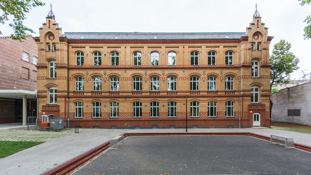 Tholl-referenz-heerstr-1E0C0034